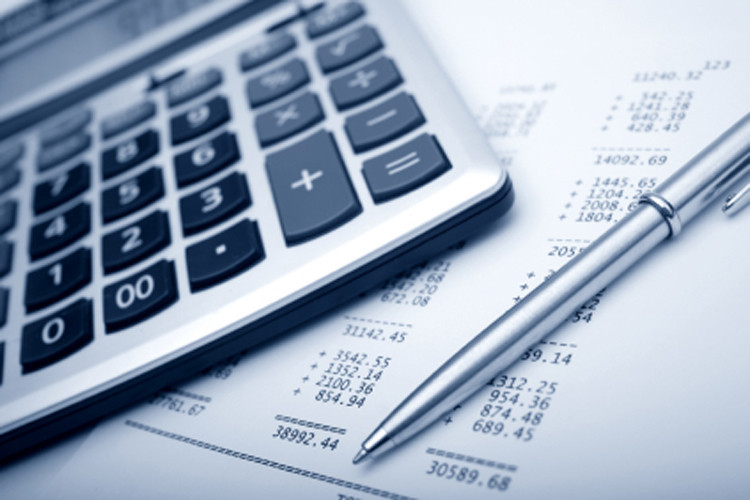 We manage your finances, invoicing, debt collection or your entire business administration.